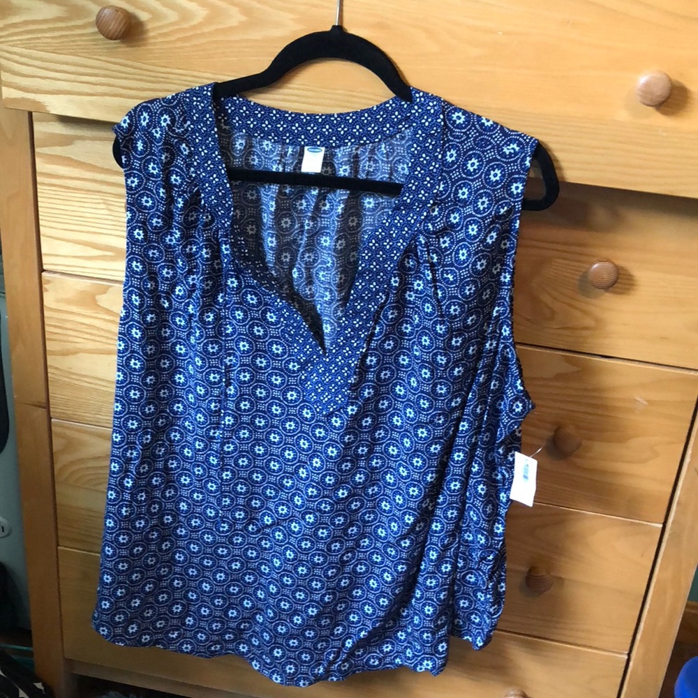 Navy blue tank